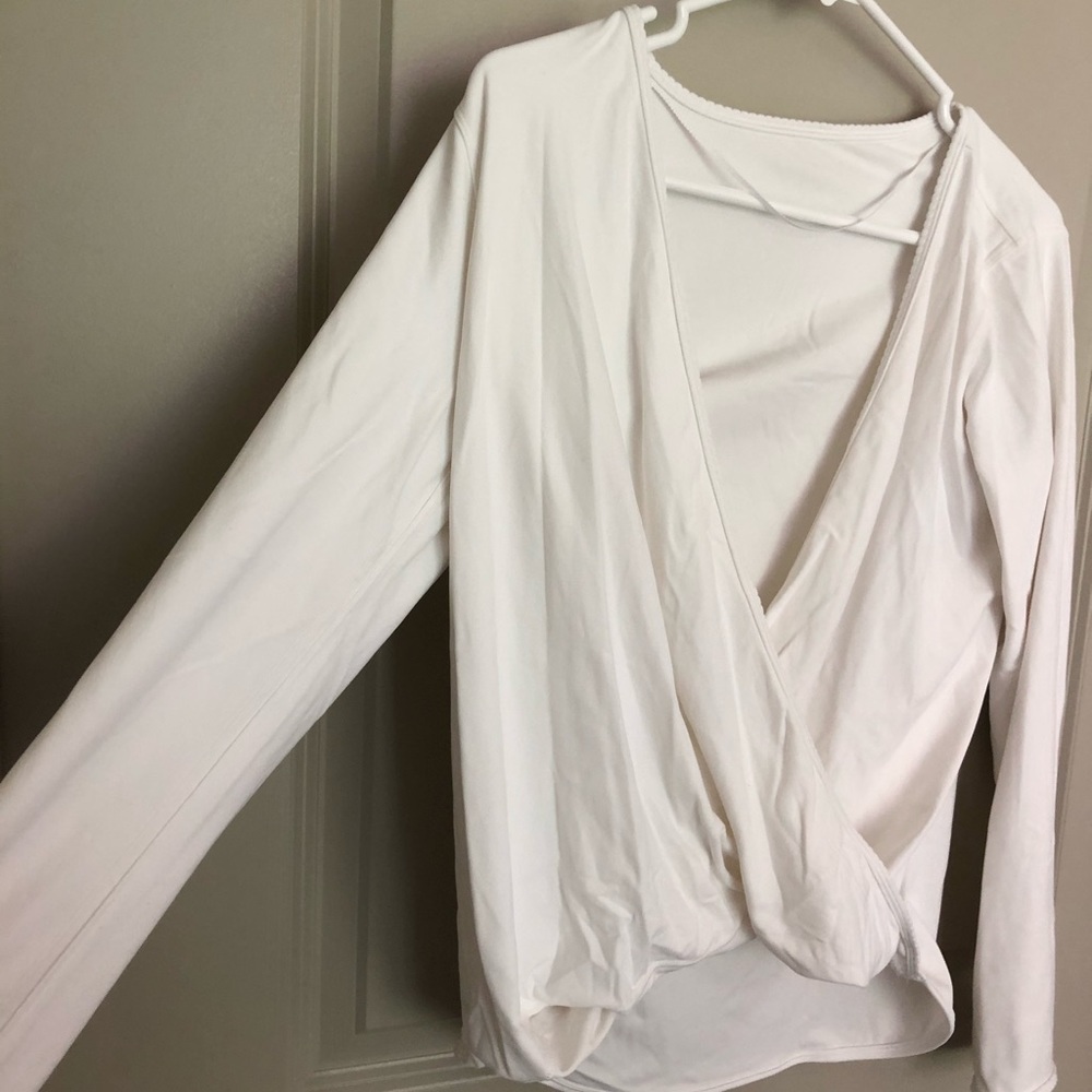 Lulu lemon yoga shirt